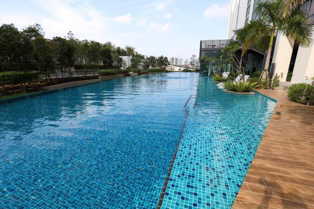 Greenfield Sunway Pyramid 2Room2Bath 6Pax 2C/Park. Петалинг-Джая Экстерьер фото