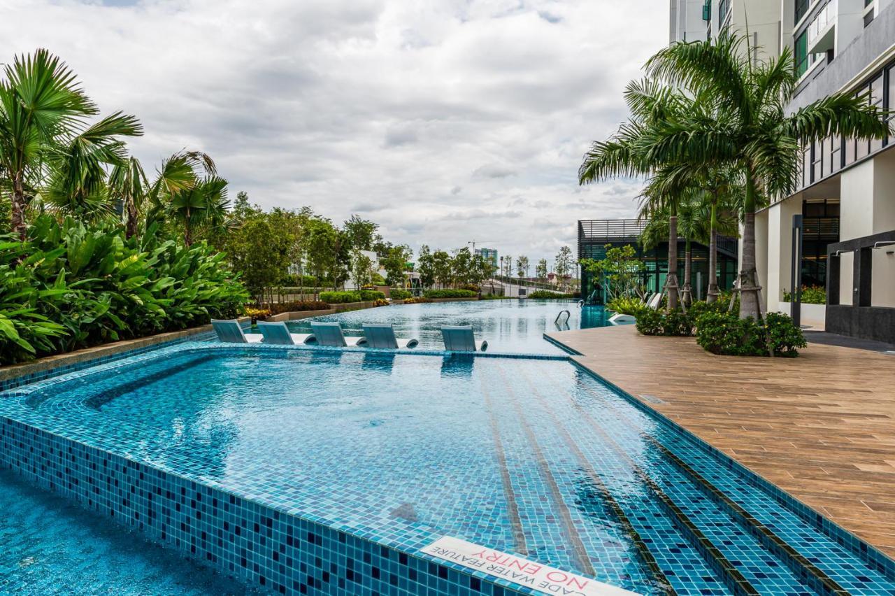 Greenfield Sunway Pyramid 2Room2Bath 6Pax 2C/Park. Петалинг-Джая Экстерьер фото